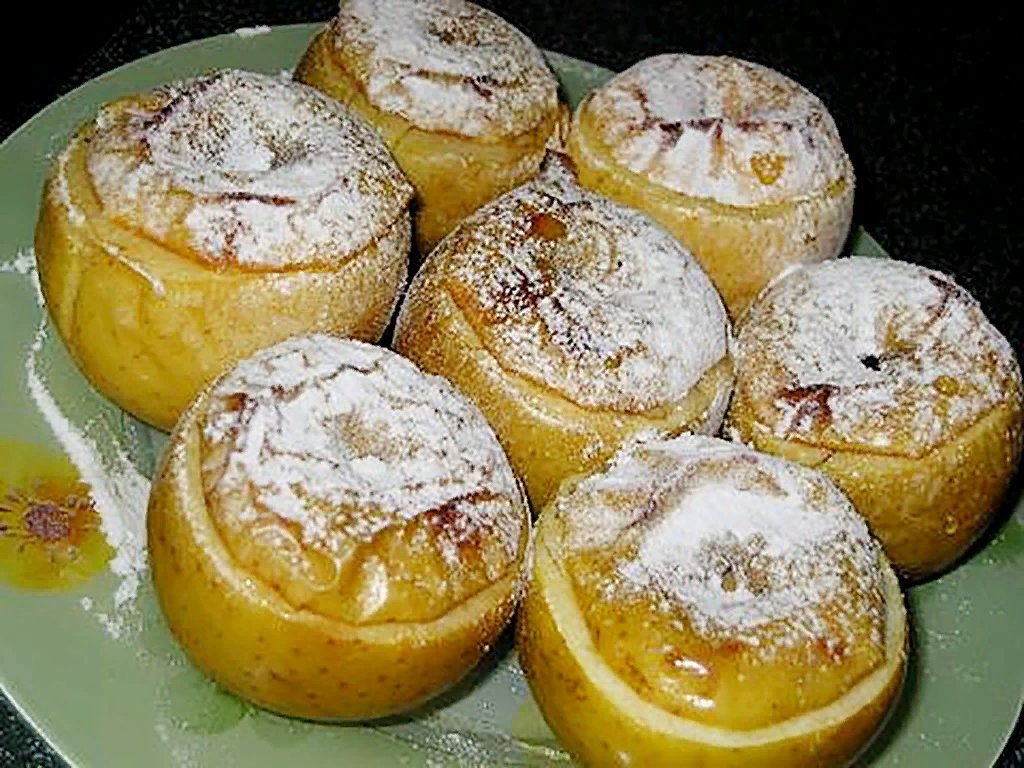 Яблоки в духовке с творогом и медом рецепт с фото